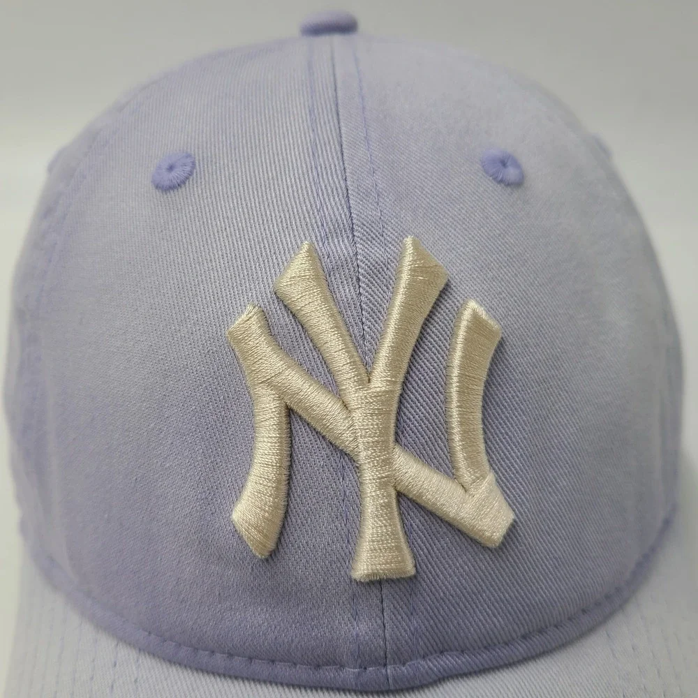 New York Yankees Hat Fitted 7 1/2 New Era 59Twenty Purple Faded MLB Baseball Men